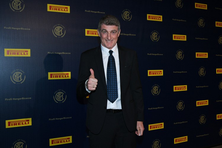 帕柳卡怒批VAR的使用：决定使用VAR的人根本没踢过足球